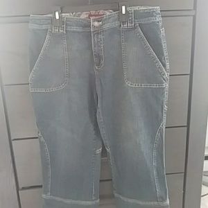 Jones wear jeans Capri